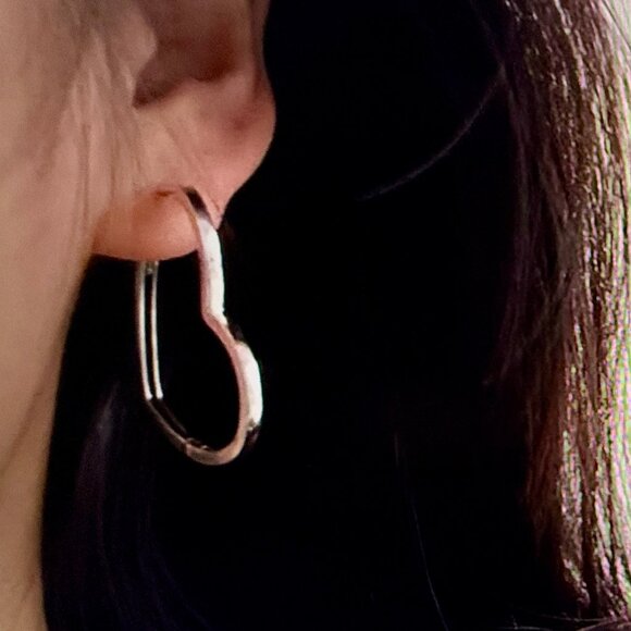 NEW Sterling Silver Heart Shaped Hoop Earrings - Picture 4 of 8